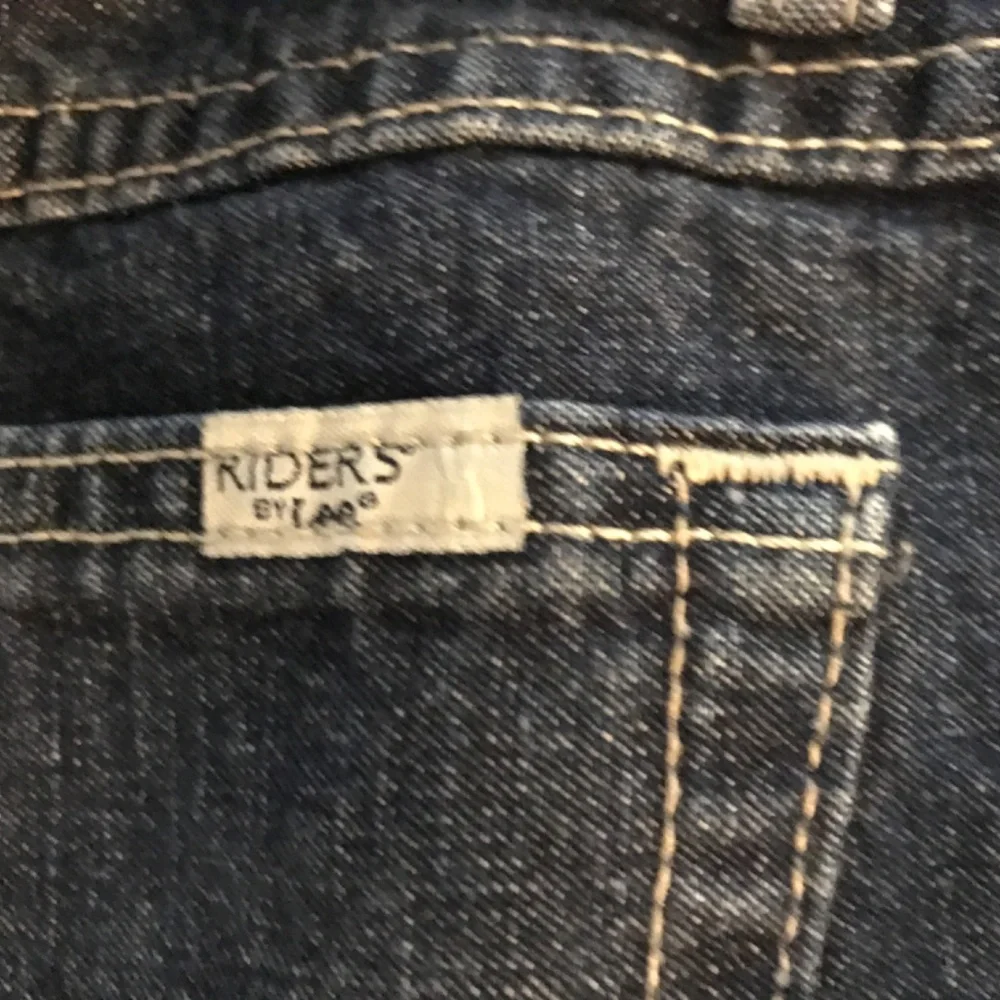 Lee Riders Jean shorts - Picture 2 of 3